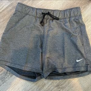 NEW XS NIKE SHORTS